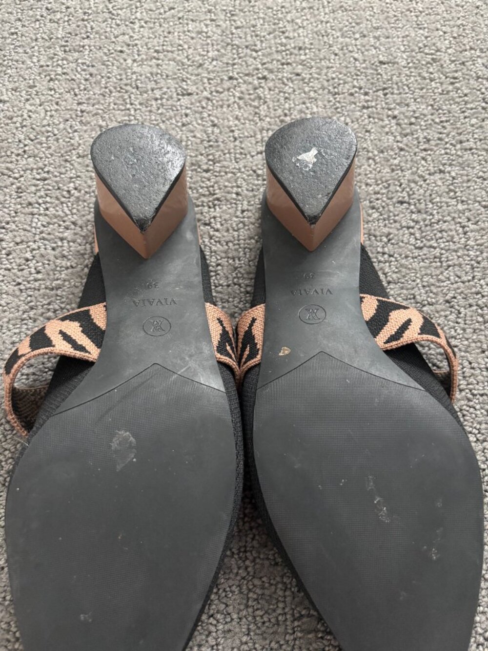 Vivaia Black/Zebra Kitten Heel Mule - Picture 3 of 6